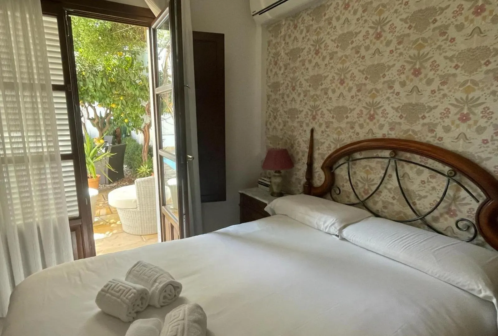 Suite Comares Granada Spain
