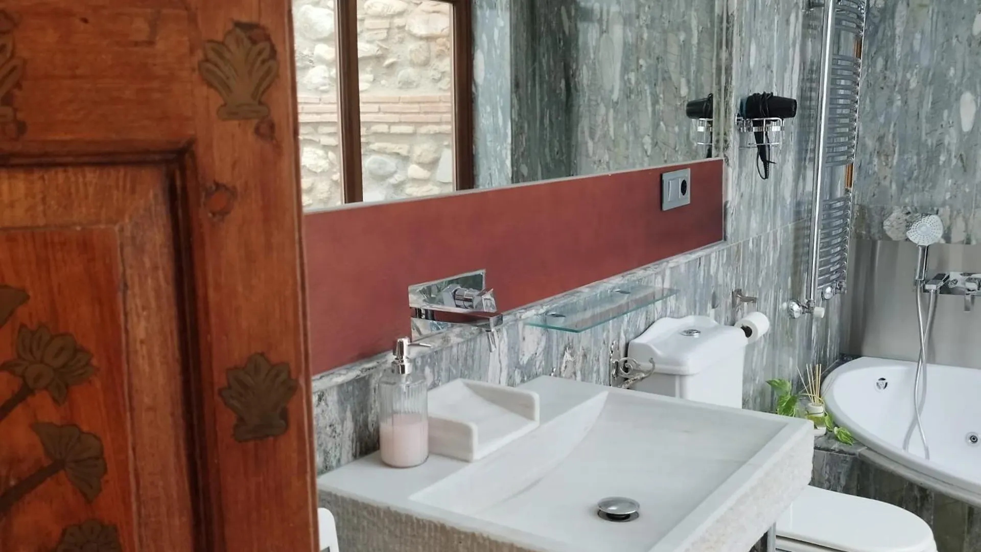Suite Comares Granada Lodge