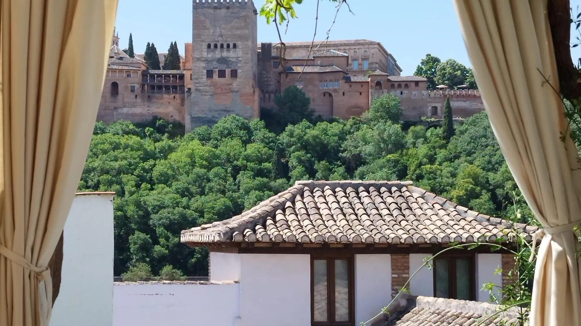 Suite Comares Granada 0*,